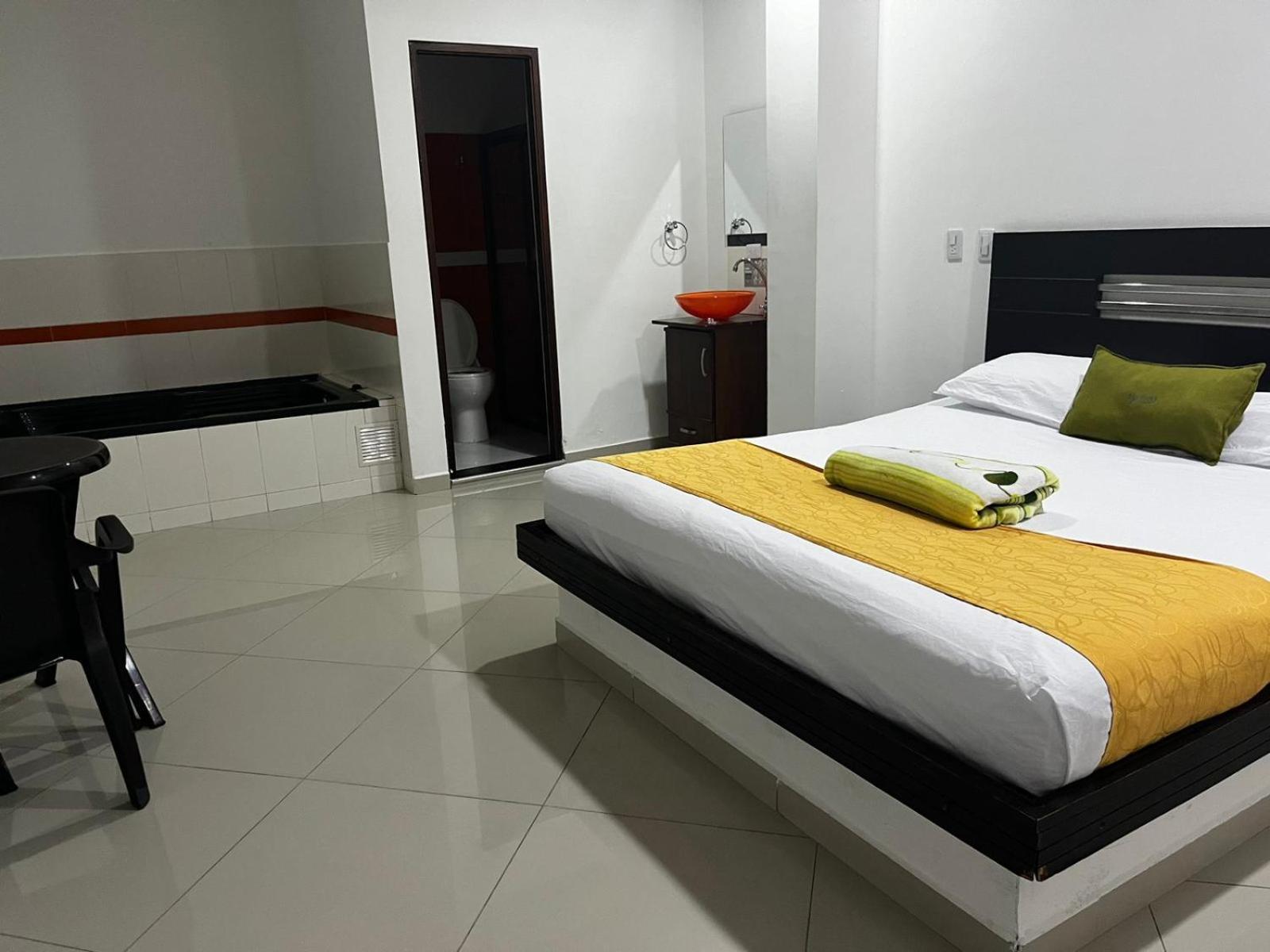 酒店 Laureles Park 3*